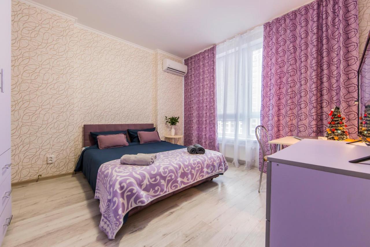 Стильные Апартаменты,Метро Вырлица,Метро Харьковская Kiev Exteriör bild