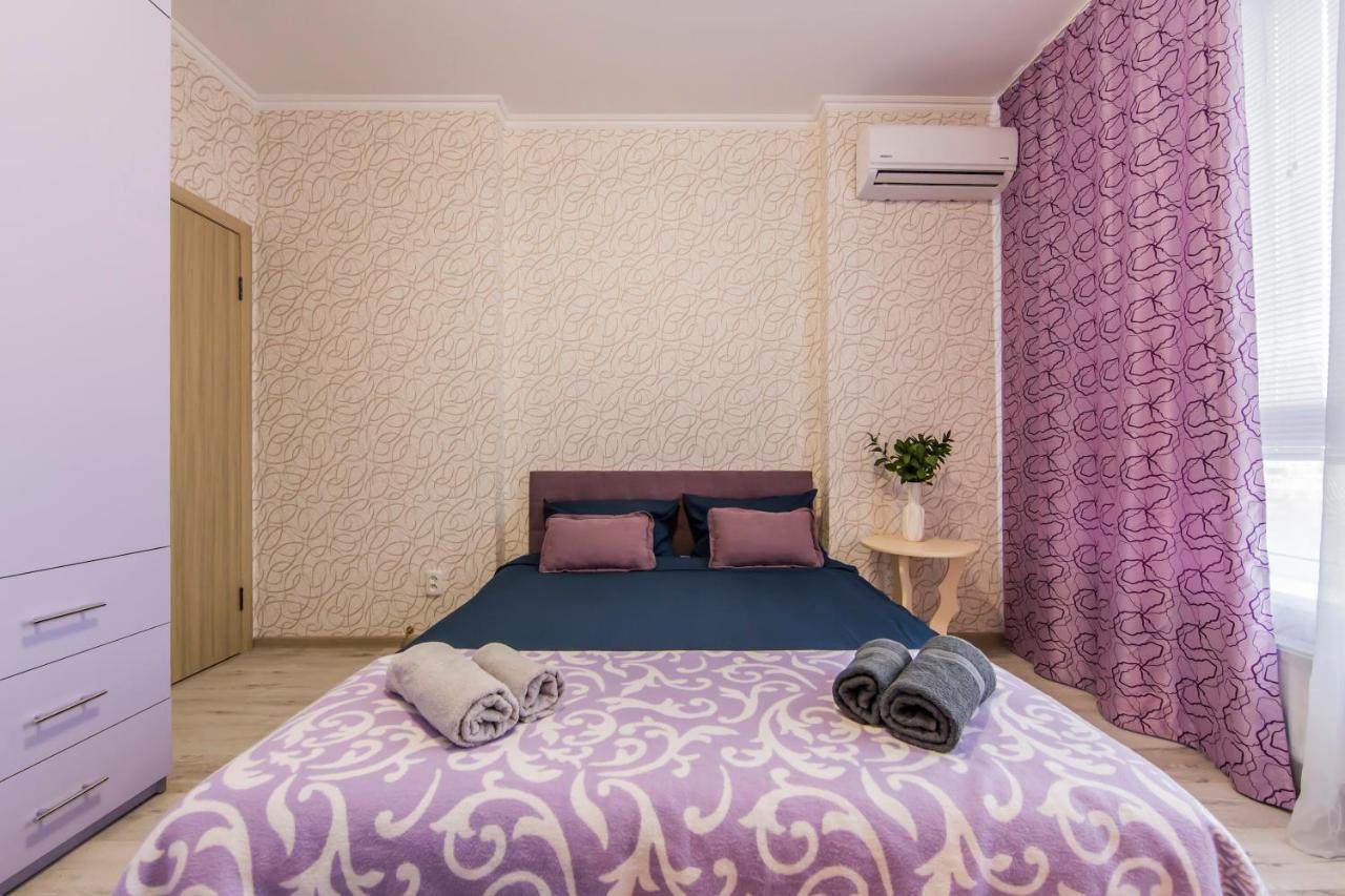 Стильные Апартаменты,Метро Вырлица,Метро Харьковская Kiev Exteriör bild